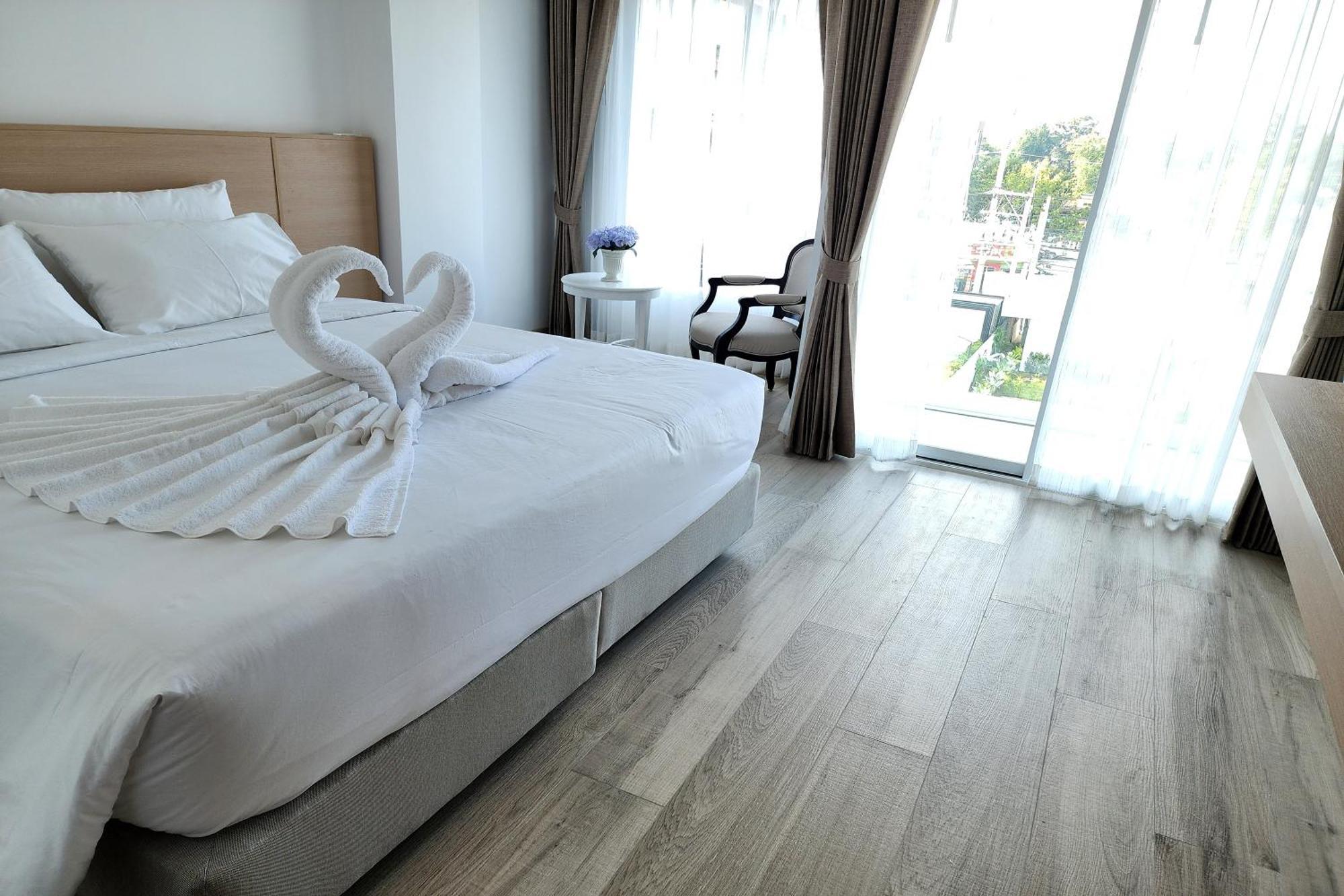 Arsh Boutique Hotel Chiang Mai Exterior photo
